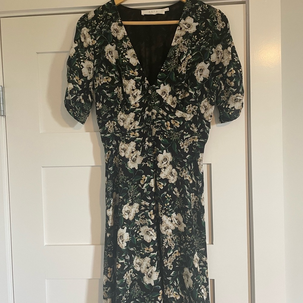 Astr The Label Button Front Midi Dress - image 2